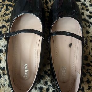 women’s us sz 6 black mary jane shoes